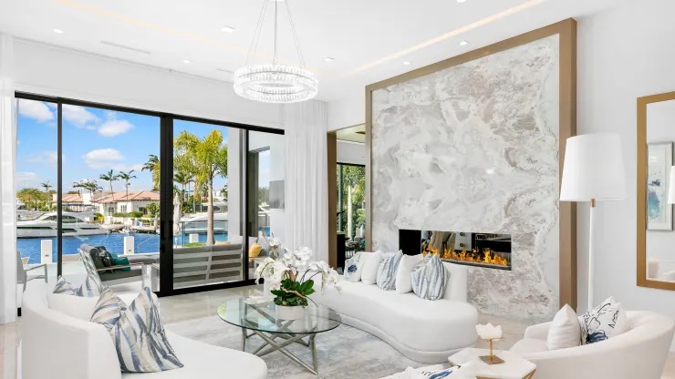 Mansions in Boca Raton are commanding Miami Beach prices. Here’s a look inside